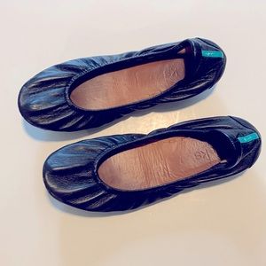 Tieks casual “ballerina” shoes. Matte Black